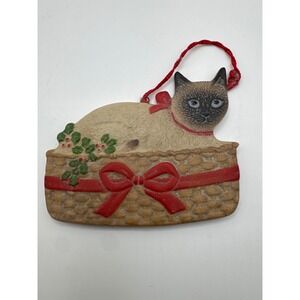 Vintage Schmid Gordon Fraser 1984 Siamese Cat in Basket Christmas Ornament